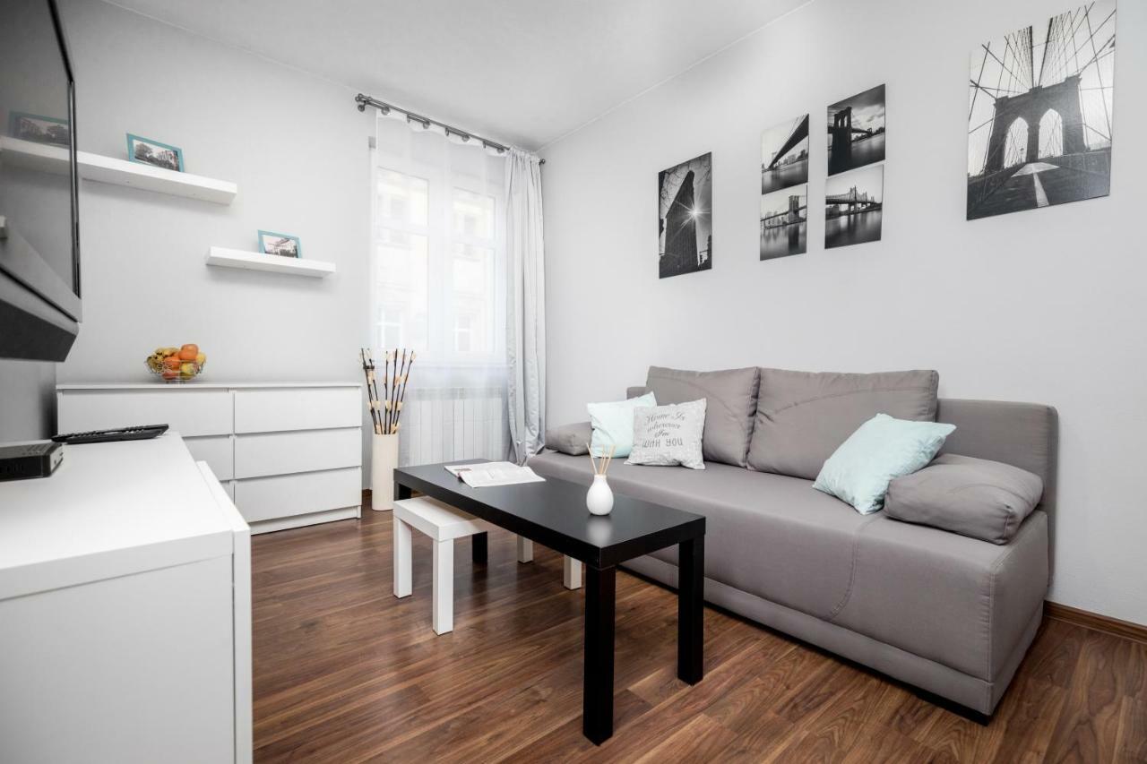 Apartament Gemini Dzierżoniów Exteriör bild