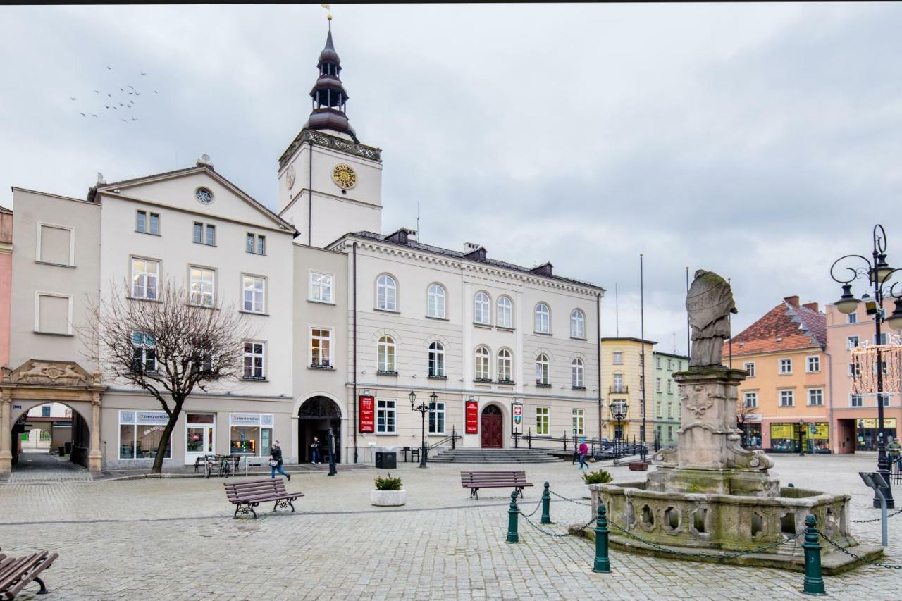 Apartament Gemini Dzierżoniów Exteriör bild