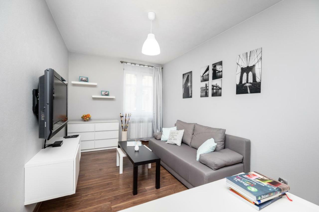 Apartament Gemini Dzierżoniów Exteriör bild