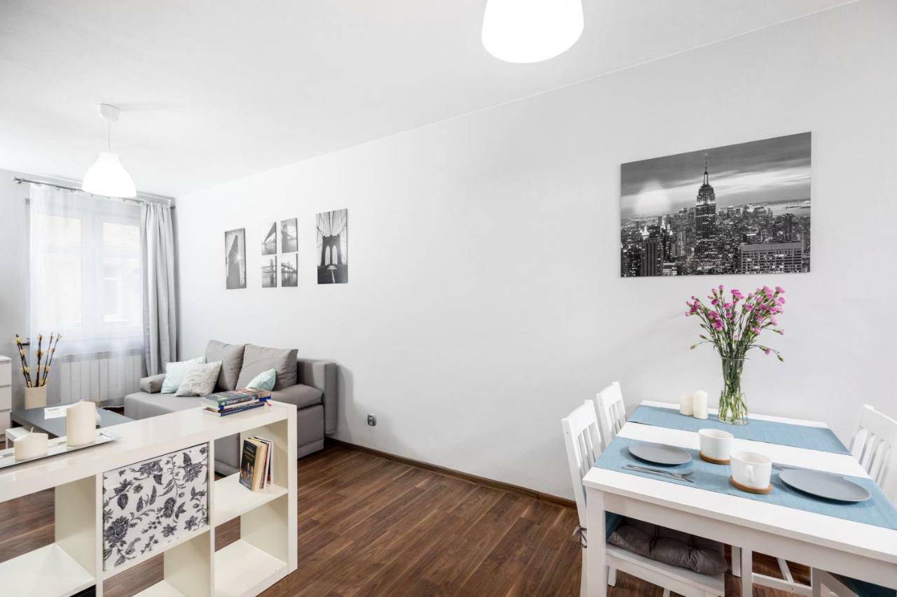 Apartament Gemini Dzierżoniów Exteriör bild