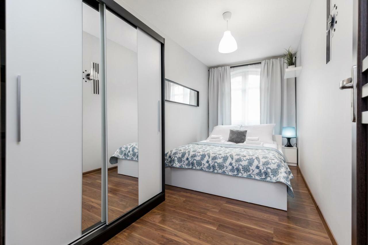 Apartament Gemini Dzierżoniów Exteriör bild