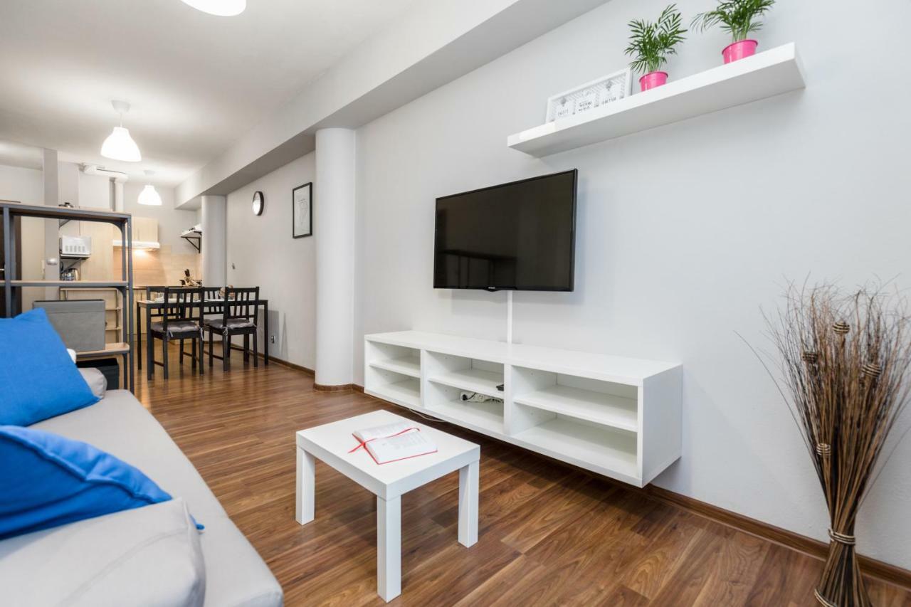 Apartament Gemini Dzierżoniów Exteriör bild