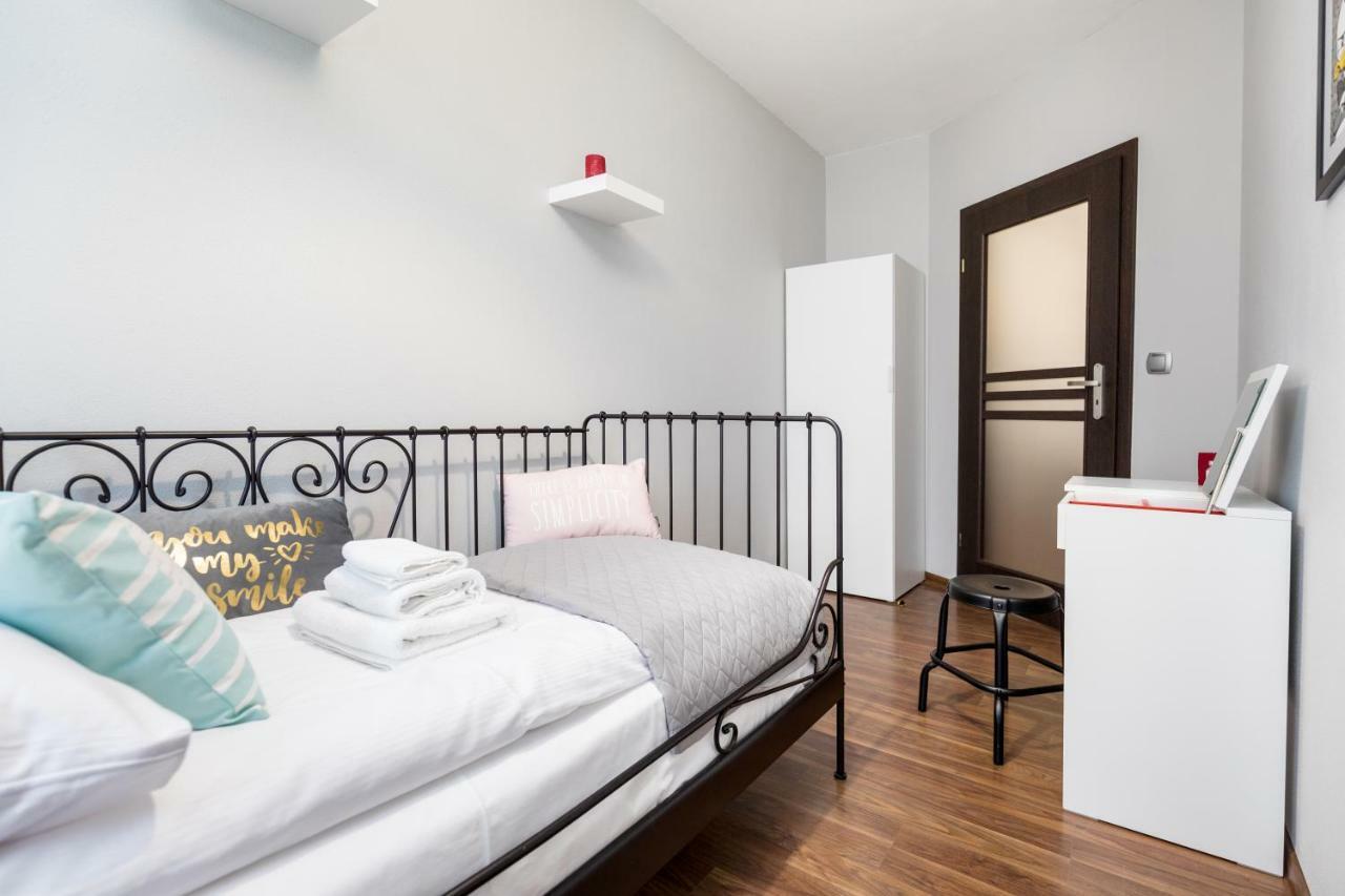 Apartament Gemini Dzierżoniów Exteriör bild