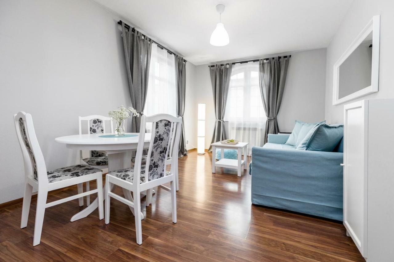 Apartament Gemini Dzierżoniów Exteriör bild