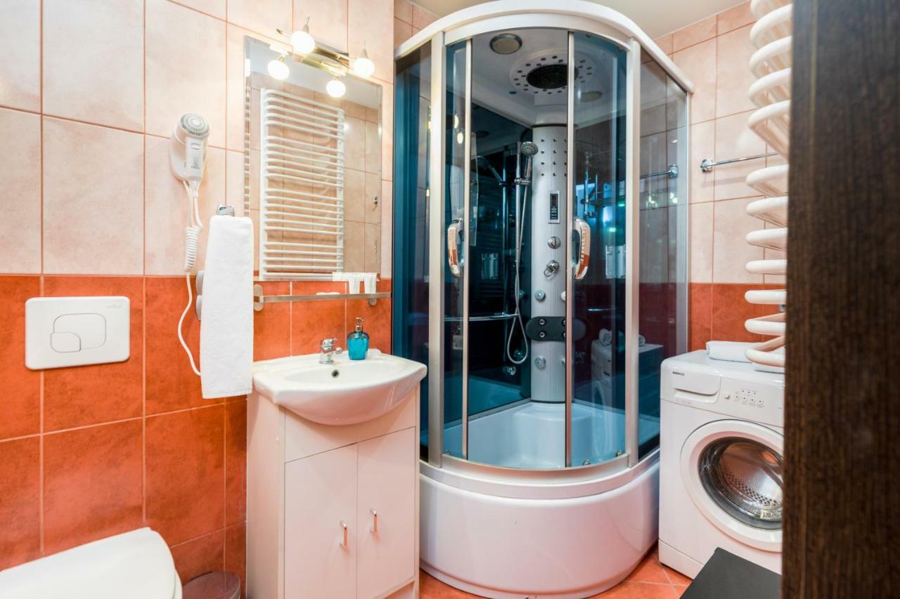 Apartament Gemini Dzierżoniów Exteriör bild