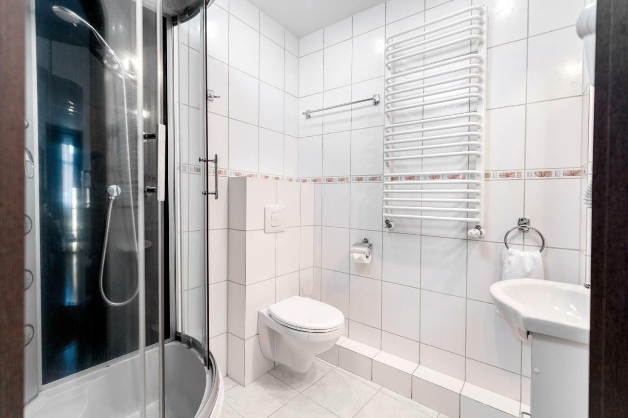 Apartament Gemini Dzierżoniów Exteriör bild