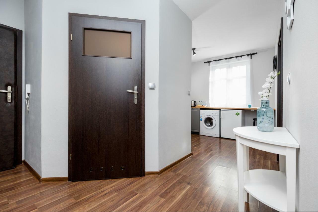 Apartament Gemini Dzierżoniów Exteriör bild