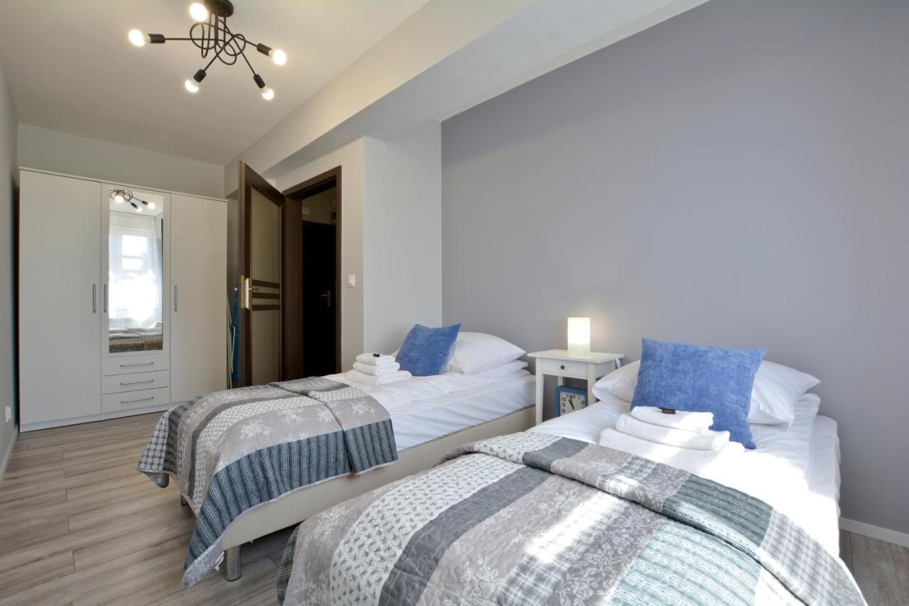 Apartament Gemini Dzierżoniów Exteriör bild
